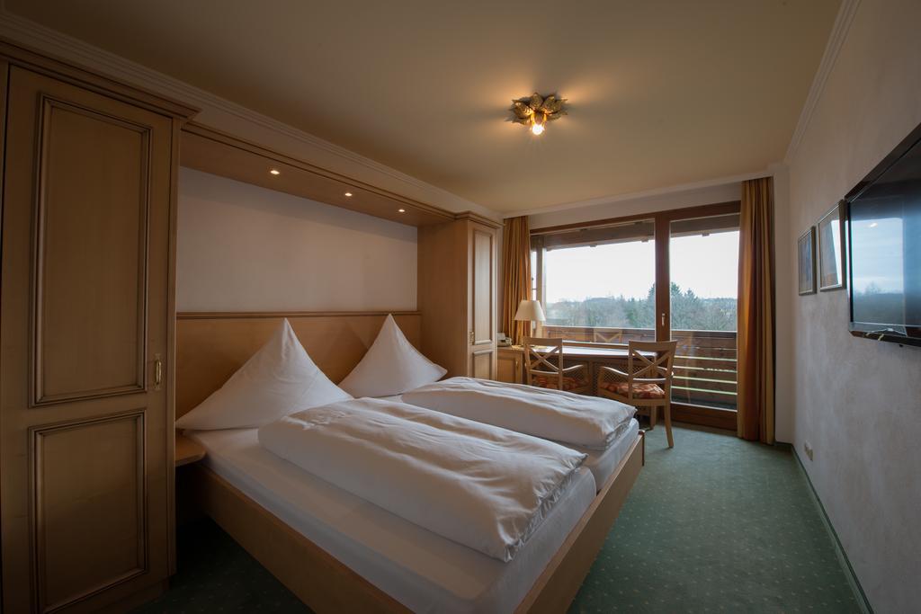 Hotel St. Ulrich Garni Ottobeuren Værelse billede